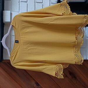 Women's blouse